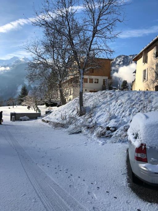 Appartement Rez De Jardin Montee De L'Alpe D'Huez Ла-Гард Экстерьер фото
