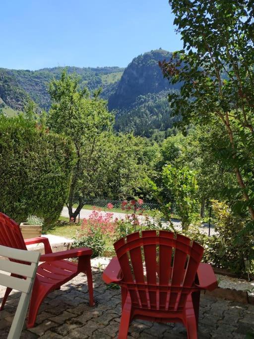 Appartement Rez De Jardin Montee De L'Alpe D'Huez Ла-Гард Экстерьер фото